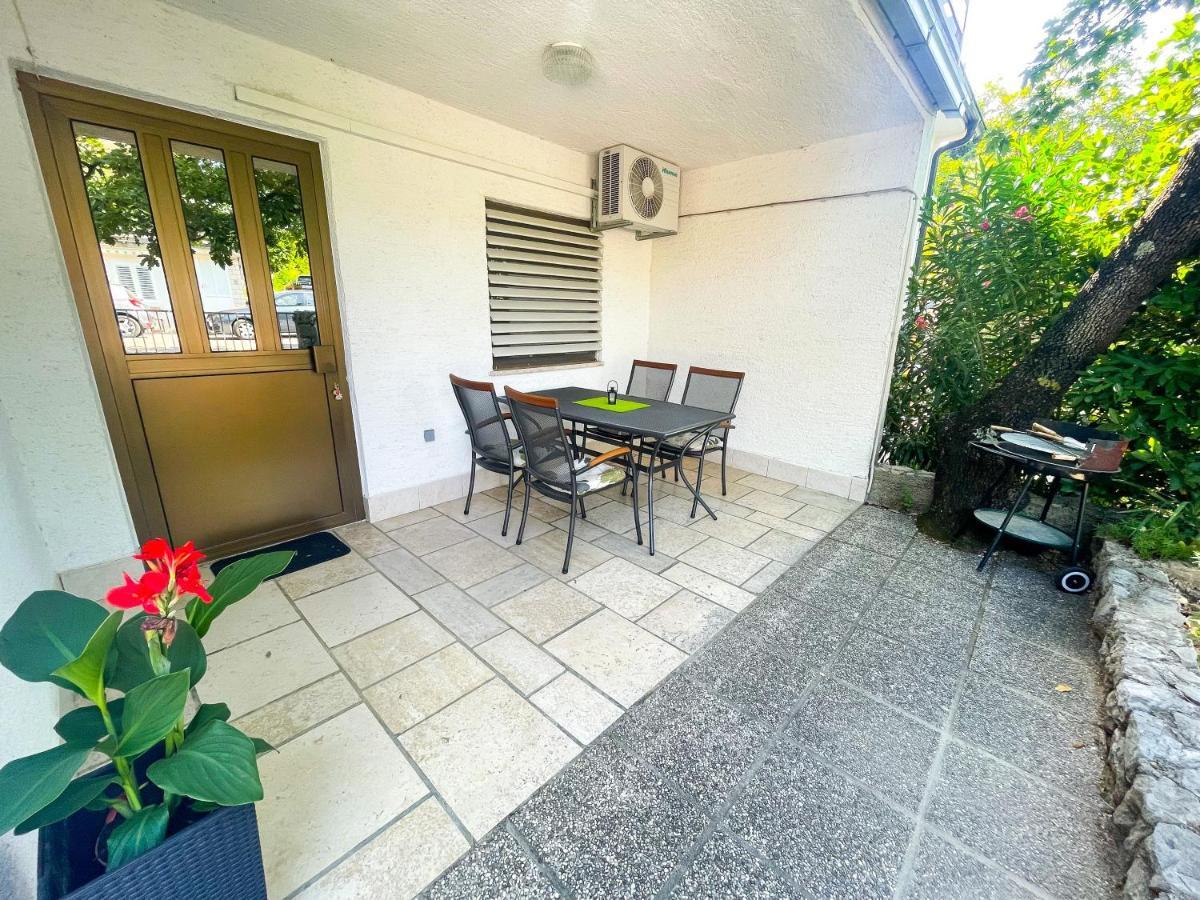 Apartmani Irena 卓得诺沃 外观 照片