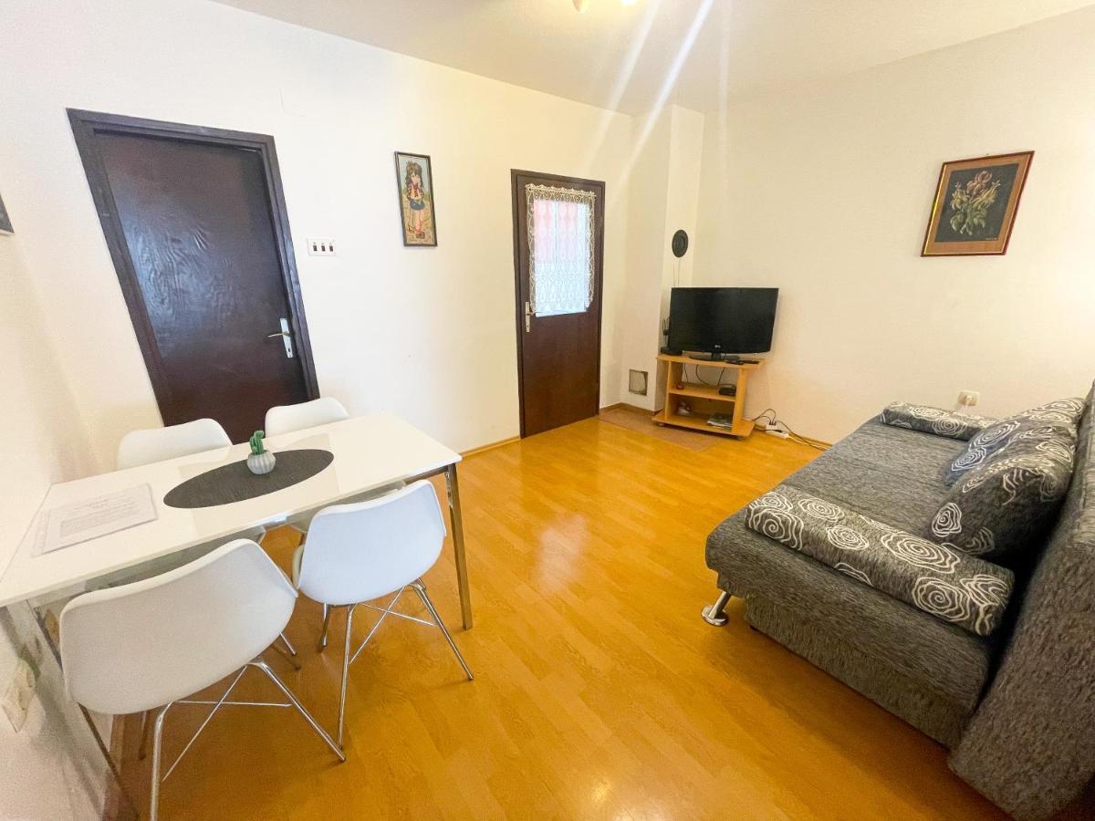 Apartmani Irena 卓得诺沃 外观 照片